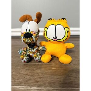 Garfield and Odie Comic Strip Print Plush Set